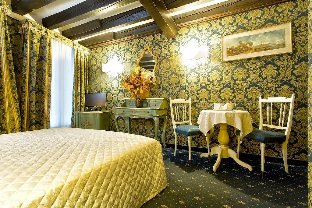Bed and Breakfast Ca' Della Loggia Venecia 2*,  Italia