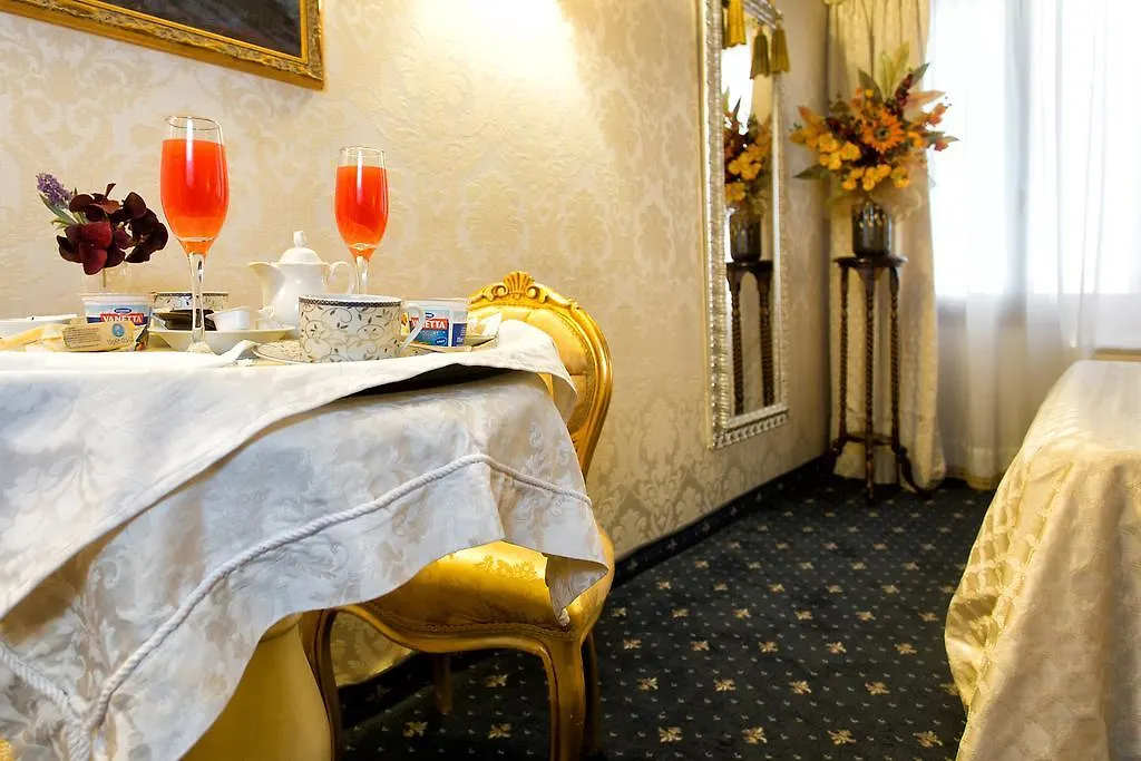 Bed and Breakfast Ca' Della Loggia Venecia 2*,