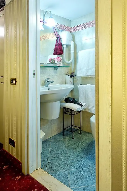 Bed and Breakfast Ca' Della Loggia Venecia 2*,